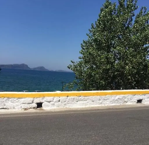 Before Midnight Apartamento Pylos