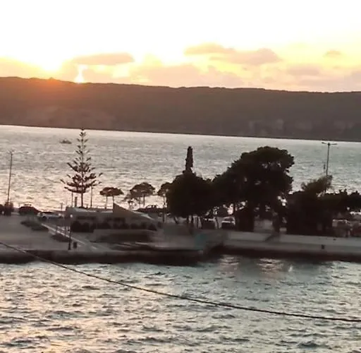 شقة Before Midnight