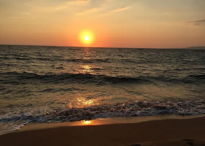 شقة Before Midnight بيلوس